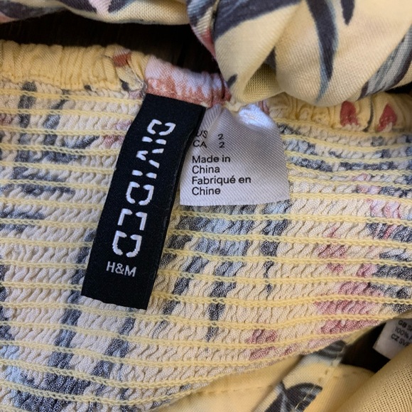 Matching Top/Skirt Set. - Picture 6 of 7